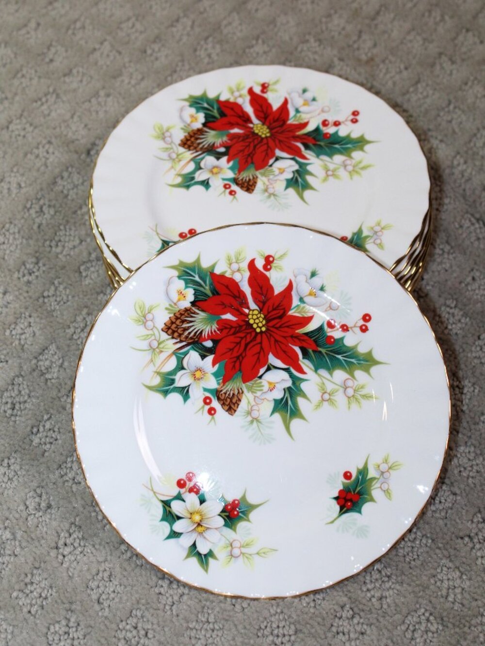 Set of 2 Royal Albert Christmas Poinsettia 6 1/4" Dessert Plates